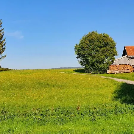 Am Hochbergle Haus 140 *