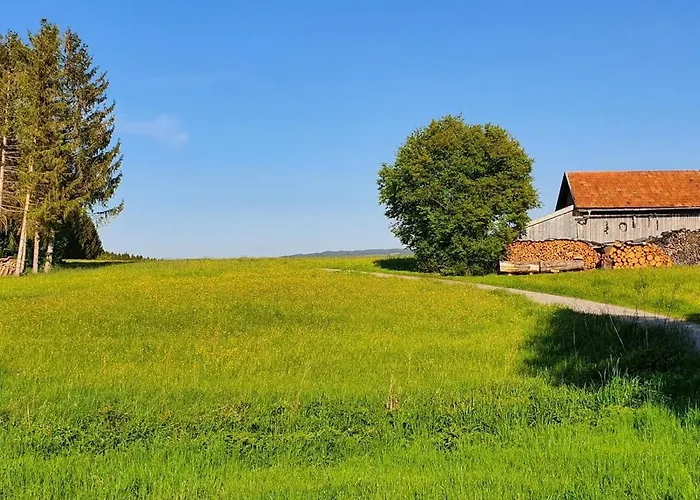 Am Hochbergle Haus 140 *